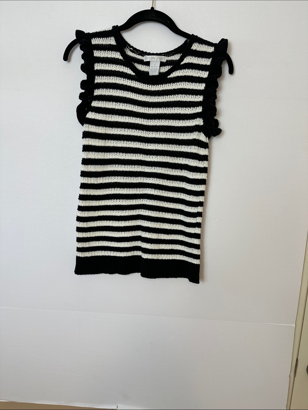 Women’s Black & White Striped Knit Ruffle Sleeve Top